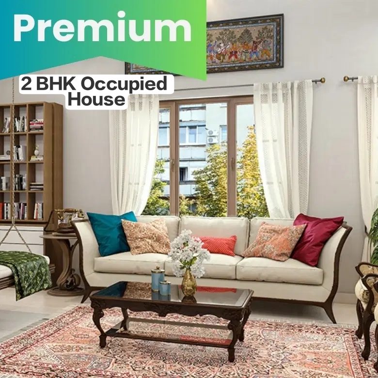 Occupied 2 BHK Flat Premium